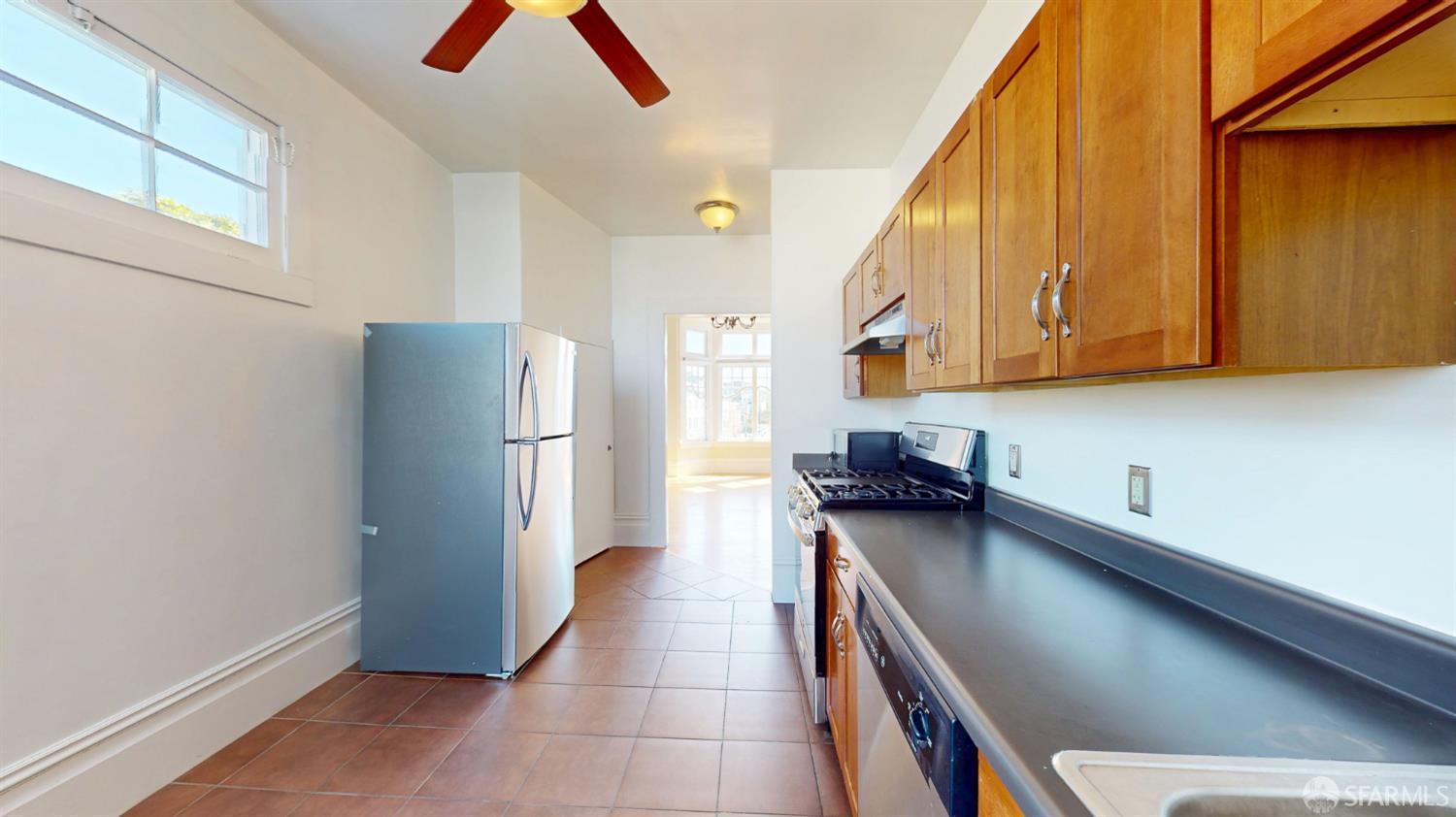 Detail Gallery Image 11 of 26 For 3320 22nd St, San Francisco,  CA 94110 - – Beds | – Baths