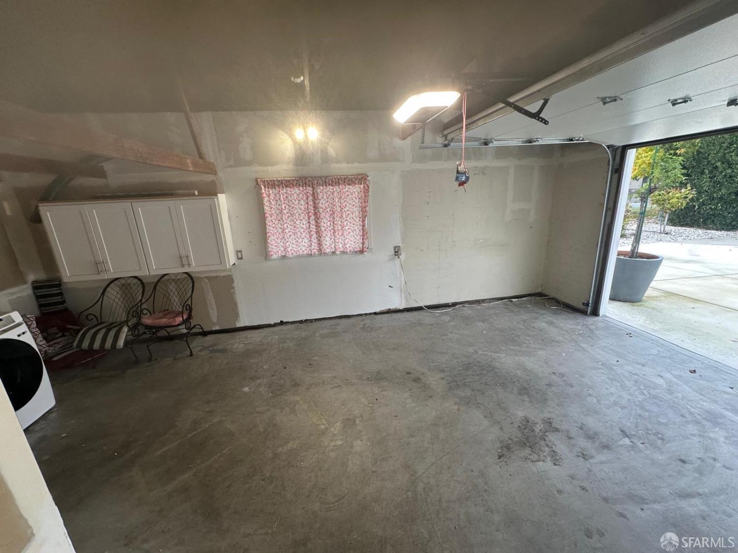 Detail Gallery Image 15 of 16 For 46 Pleasant Valley Dr, Walnut Creek,  CA 94597 - 3 Beds | 2 Baths