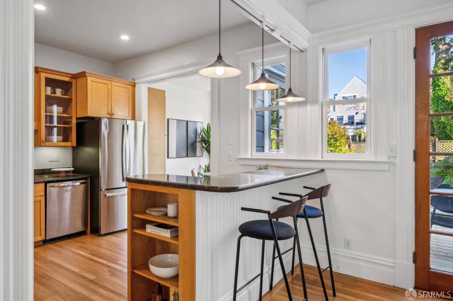 Detail Gallery Image 10 of 61 For 1458 10th Ave, San Francisco,  CA 94122 - 3 Beds | 2 Baths