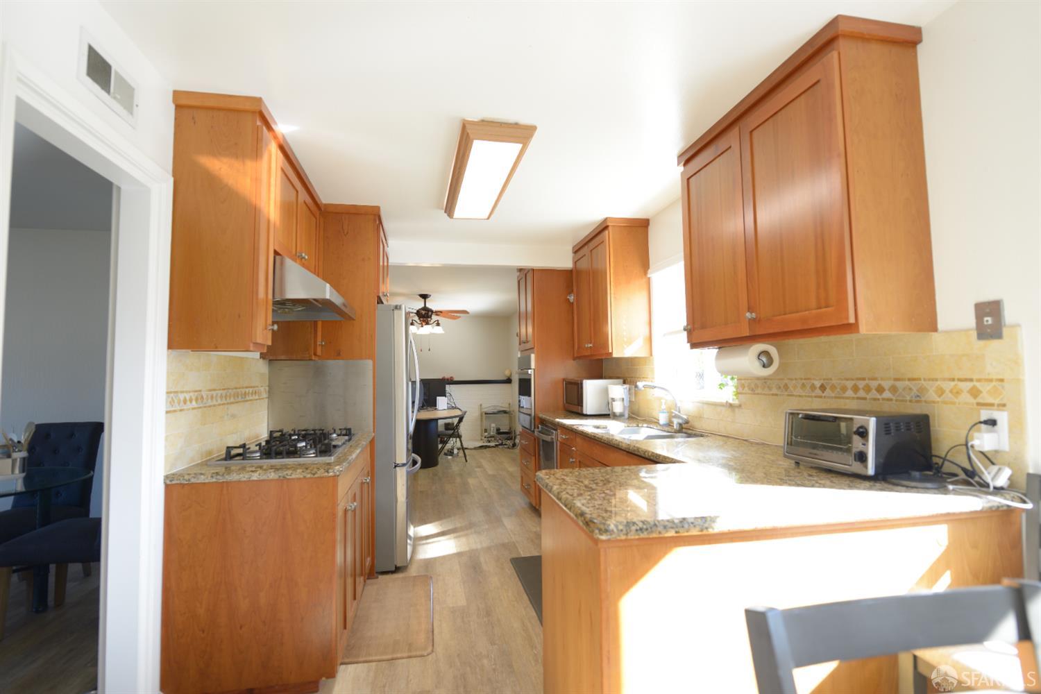 Detail Gallery Image 21 of 27 For 601 Garin Ave, Hayward,  CA 94544 - 3 Beds | 2 Baths