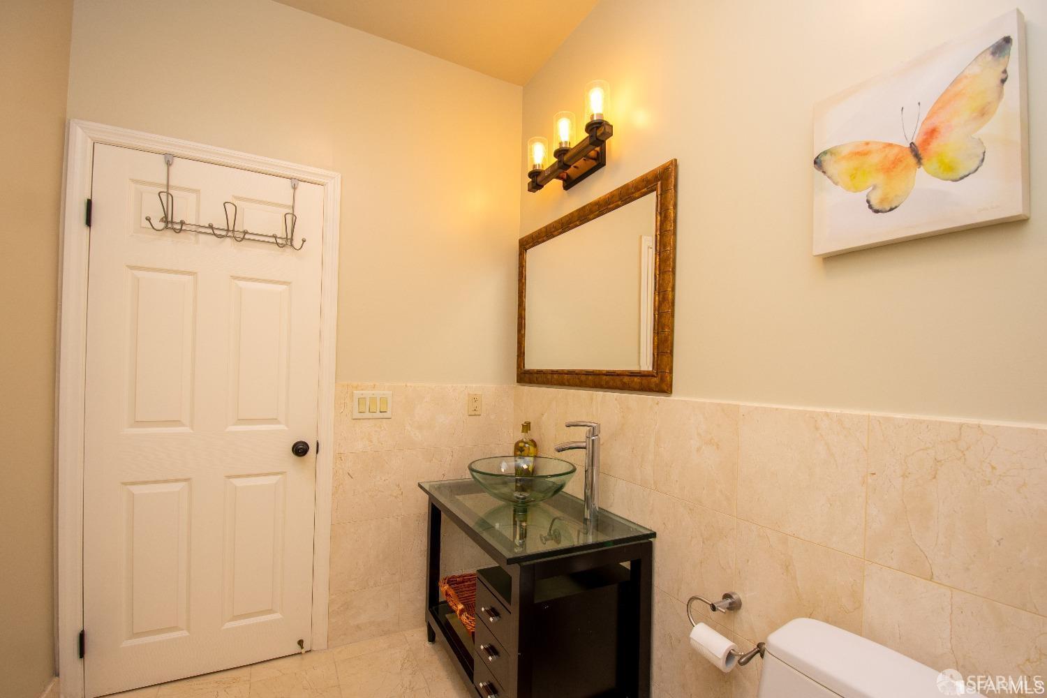 Detail Gallery Image 13 of 18 For 1445 Lombard St, San Francisco,  CA 94123 - 2 Beds | 2 Baths