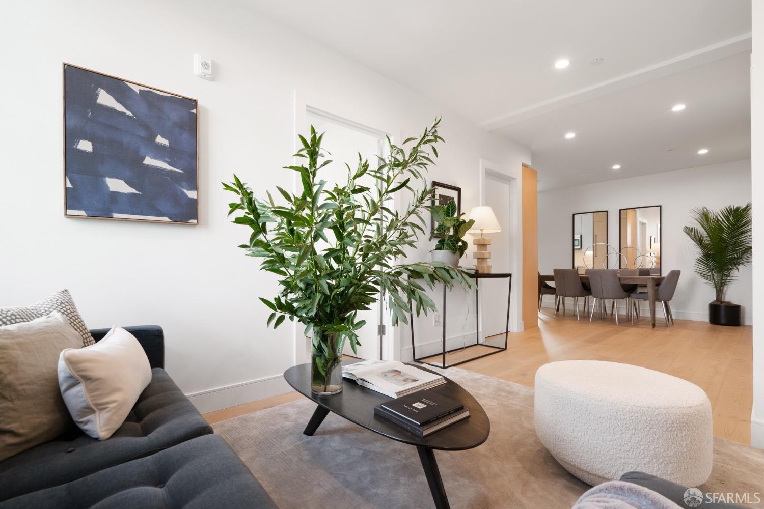 Photo #3: 425089928 Listing: Photo #3