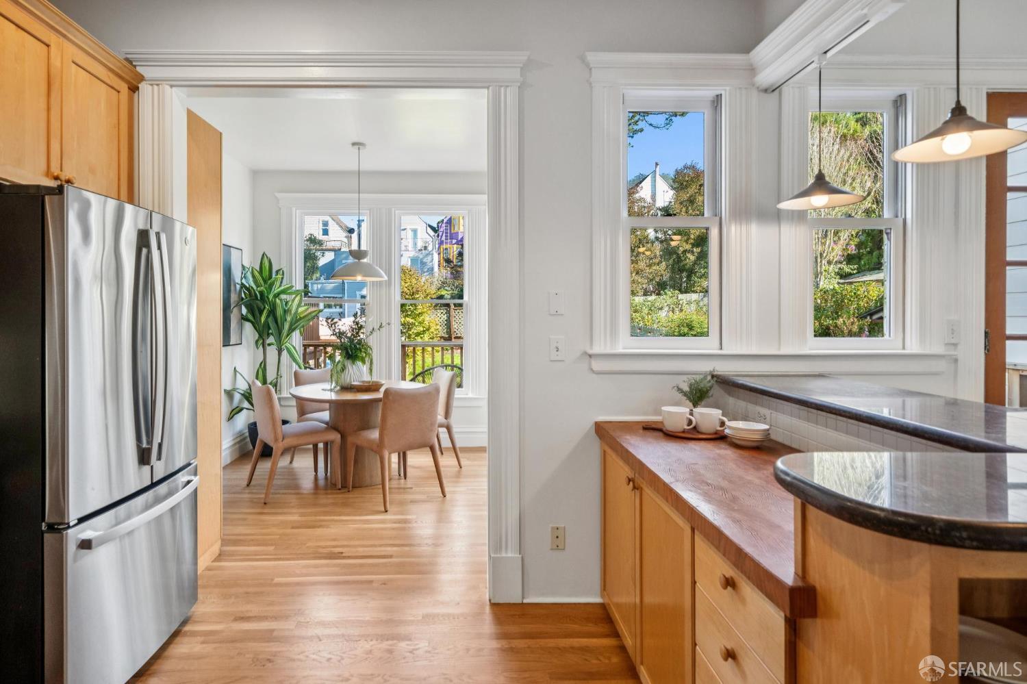 Detail Gallery Image 13 of 61 For 1458 10th Ave, San Francisco,  CA 94122 - 3 Beds | 2 Baths