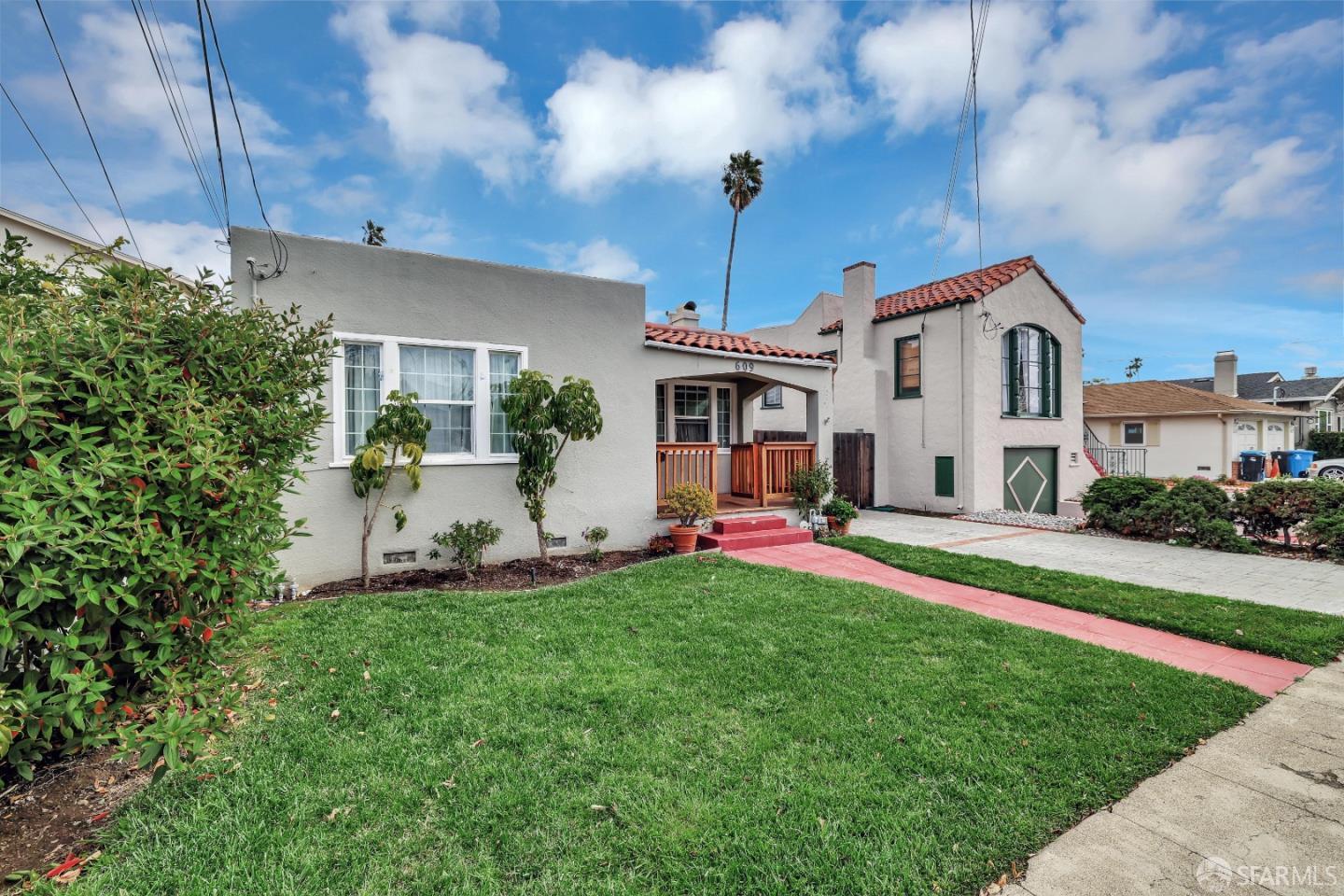 Detail Gallery Image 2 of 22 For 609 S Delaware St, San Mateo,  CA 94402 - 2 Beds | 1 Baths