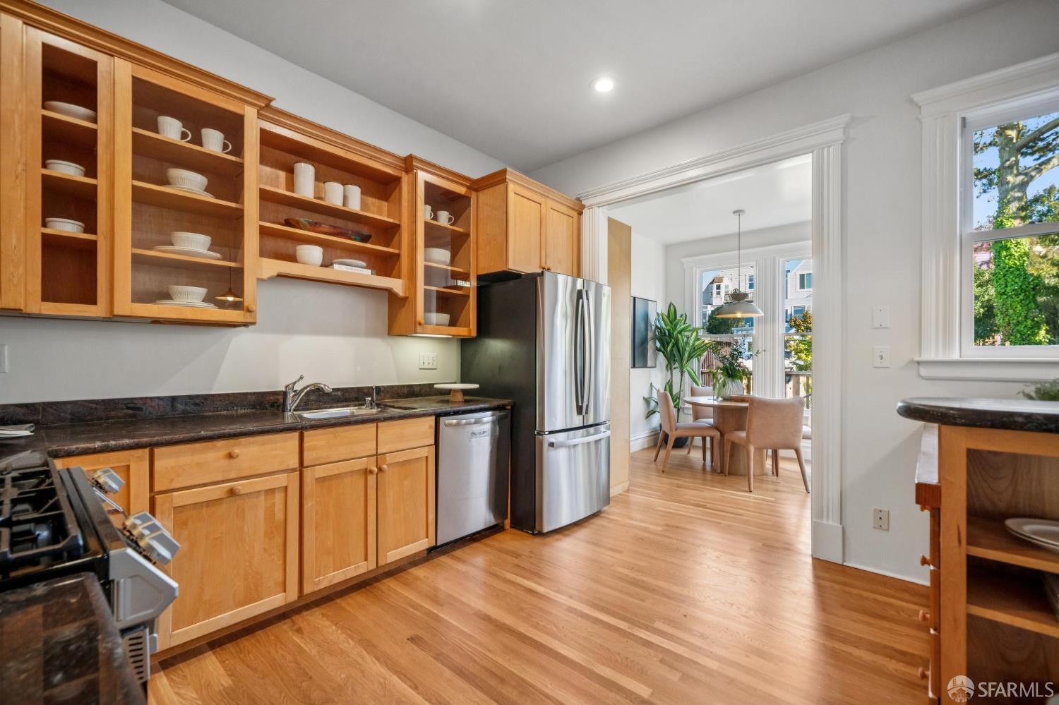 Detail Gallery Image 12 of 61 For 1458 10th Ave, San Francisco,  CA 94122 - 3 Beds | 2 Baths