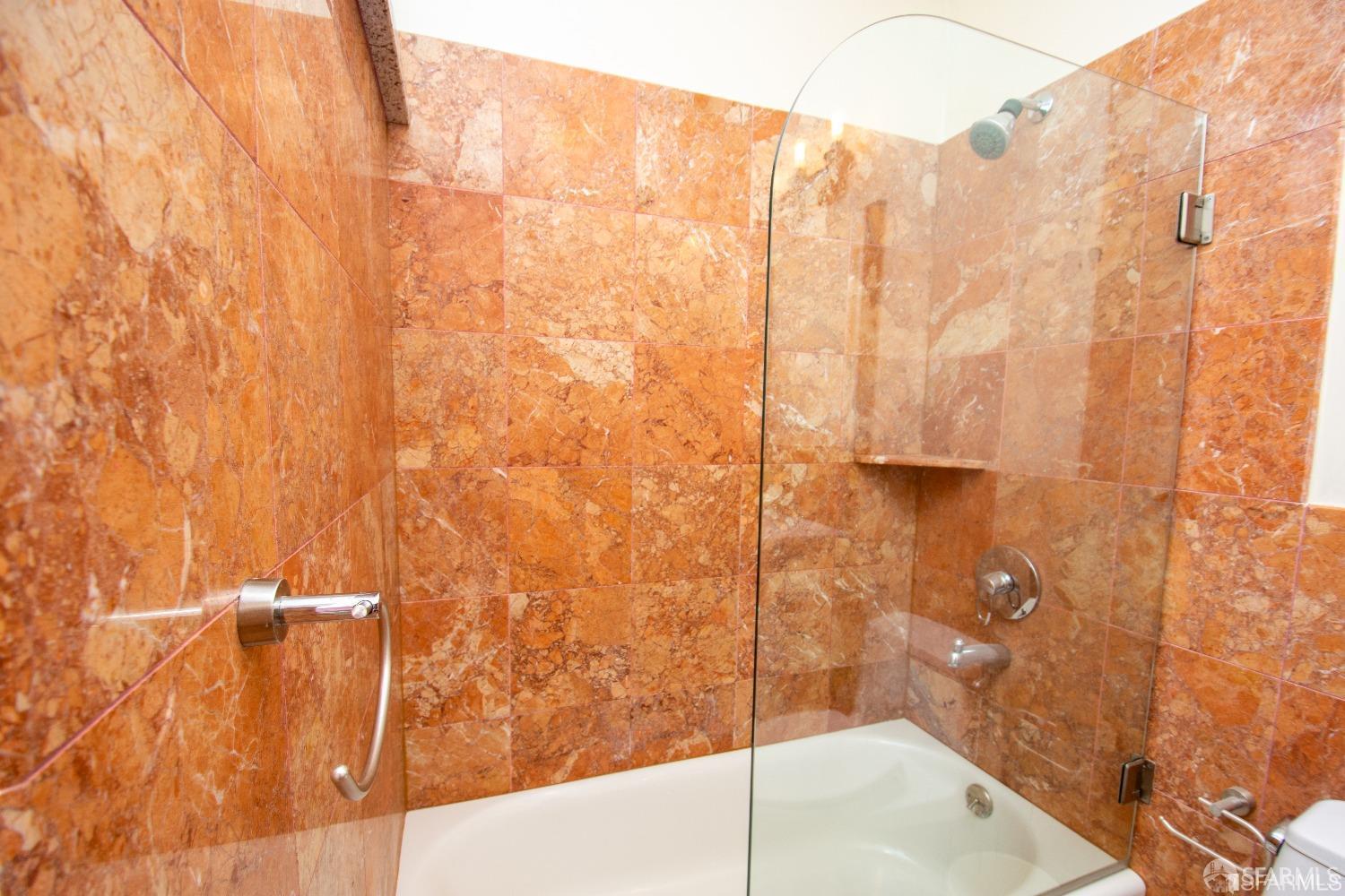 Detail Gallery Image 9 of 18 For 1445 Lombard St, San Francisco,  CA 94123 - 2 Beds | 2 Baths