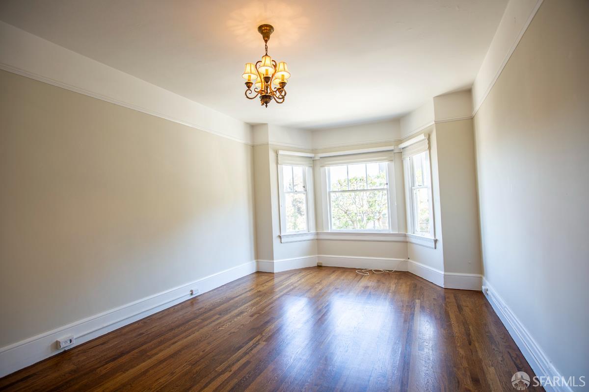 Detail Gallery Image 5 of 11 For 2901 Scott St, San Francisco,  CA 94123 - 2 Beds | 2 Baths