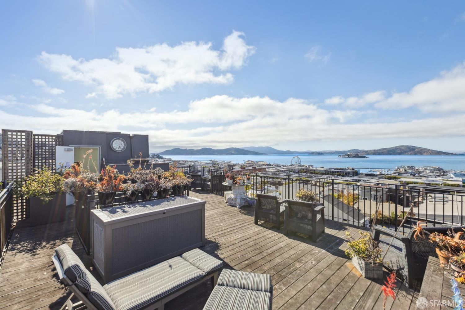 Detail Gallery Image 44 of 52 For 1831 Grant Ave #301,  San Francisco,  CA 94133 - 1 Beds | 1 Baths