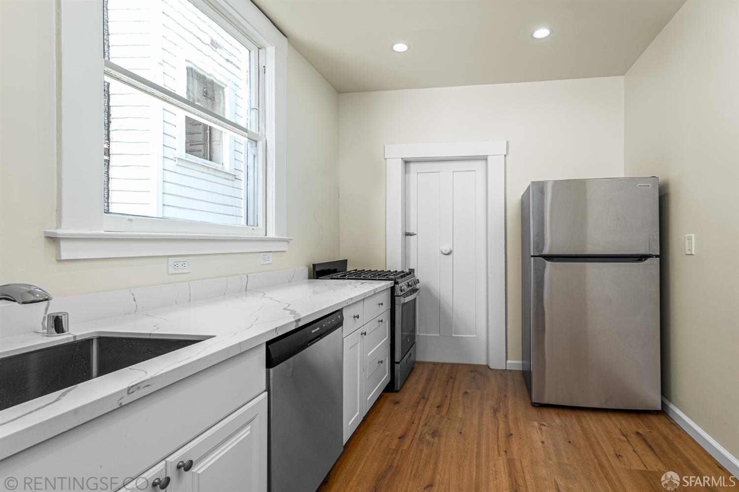 Detail Gallery Image 8 of 13 For 1175 Pine St, San Francisco,  CA 94109 - – Beds | – Baths