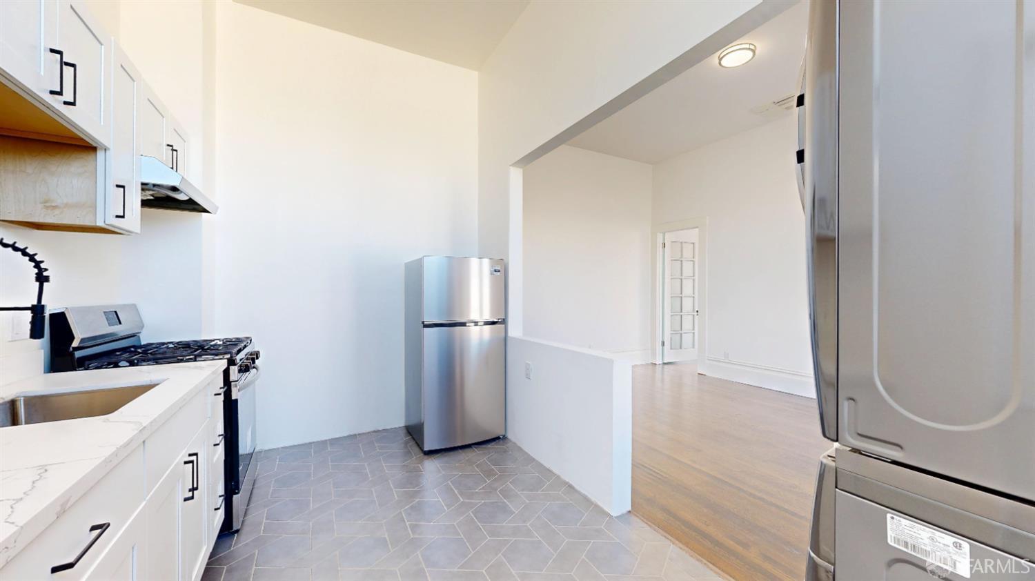 Detail Gallery Image 21 of 26 For 3320 22nd St, San Francisco,  CA 94110 - – Beds | – Baths