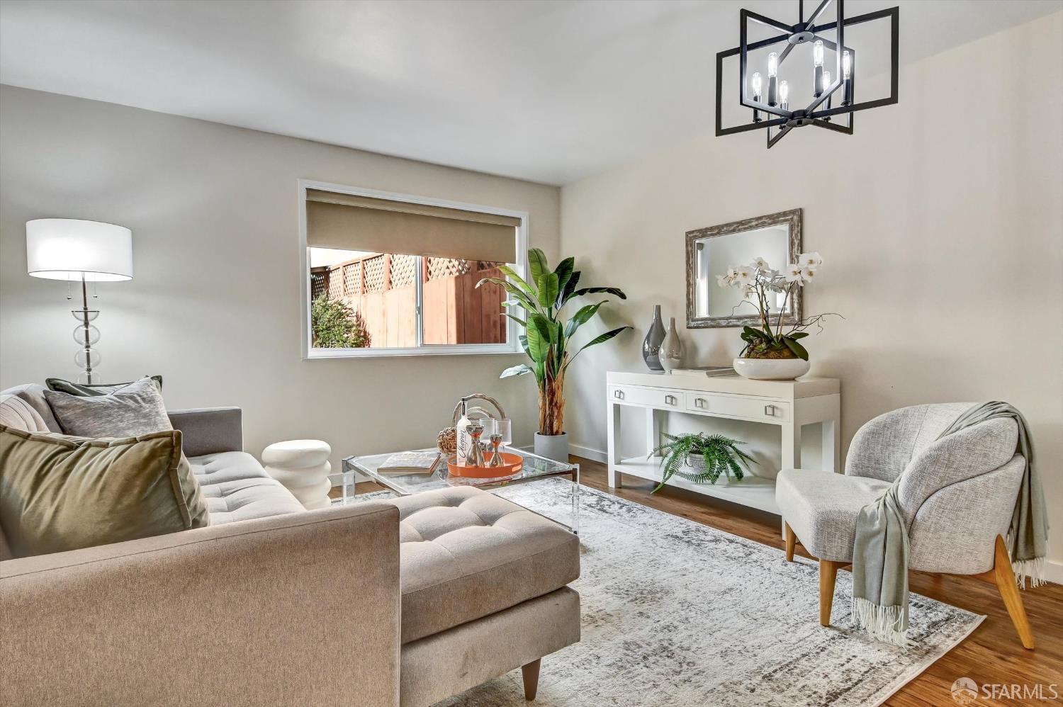 Detail Gallery Image 25 of 42 For 206 Somerset St, San Francisco,  CA 94134 - 3 Beds | 3 Baths