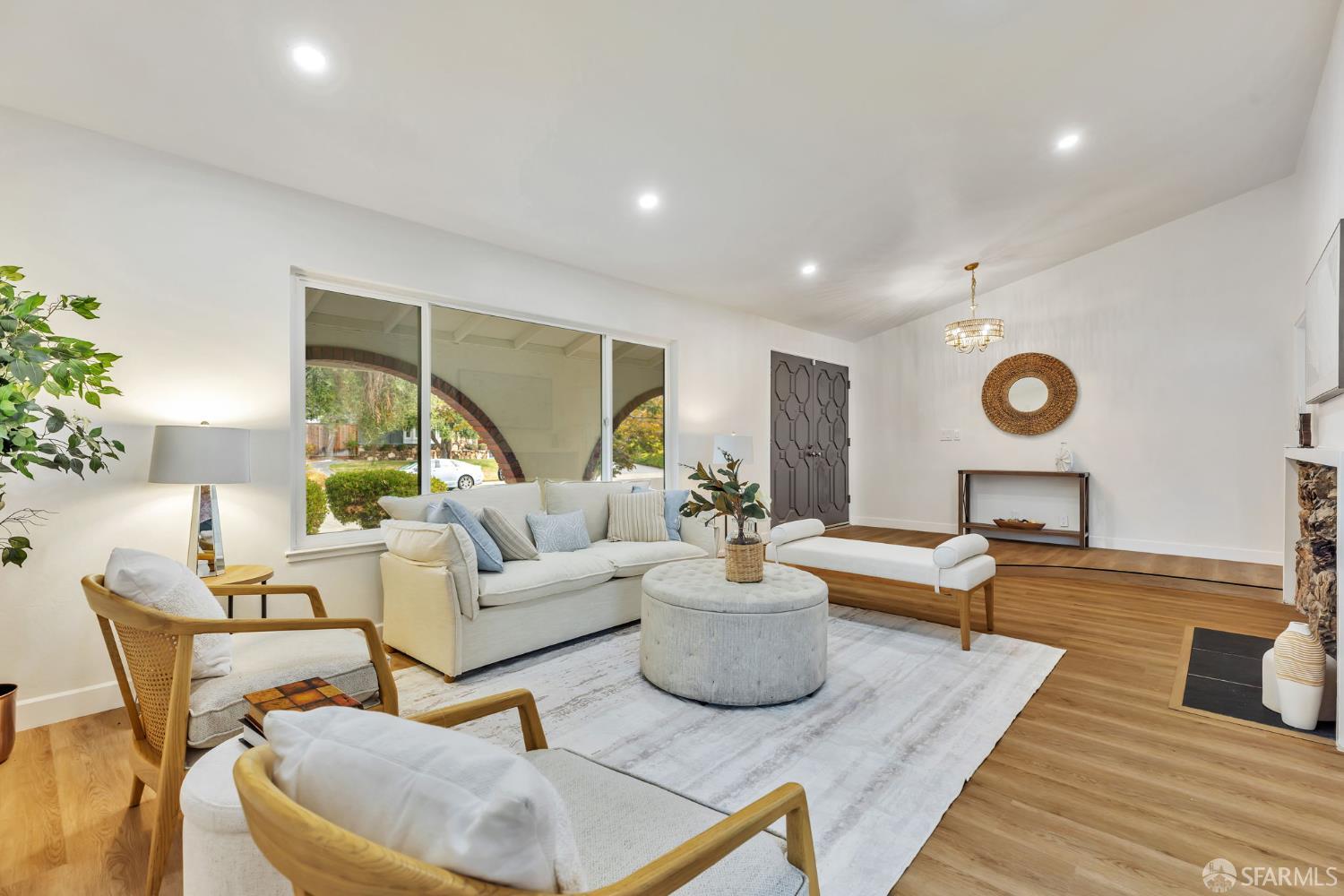 Detail Gallery Image 8 of 37 For 1467 Hudson Way, Livermore,  CA 94550 - 4 Beds | 2 Baths