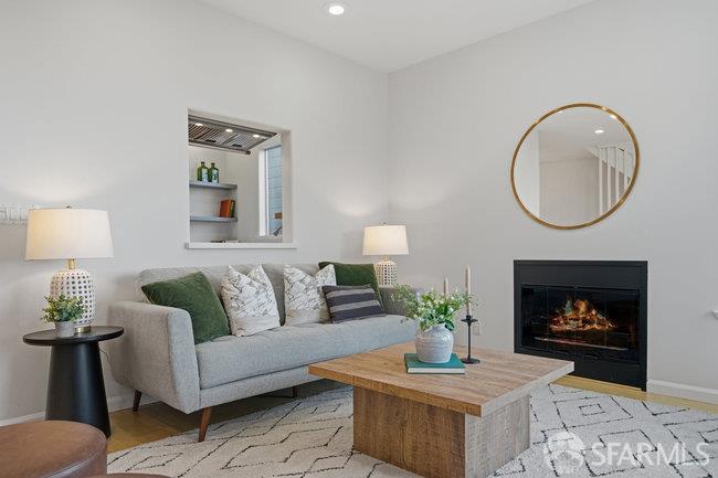 Photo #7: 425089686 Listing: Photo #7