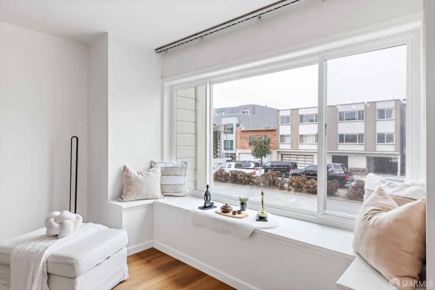 Detail Gallery Image 4 of 48 For 1255 19th Ave, San Francisco,  CA 94122 - – Beds | – Baths