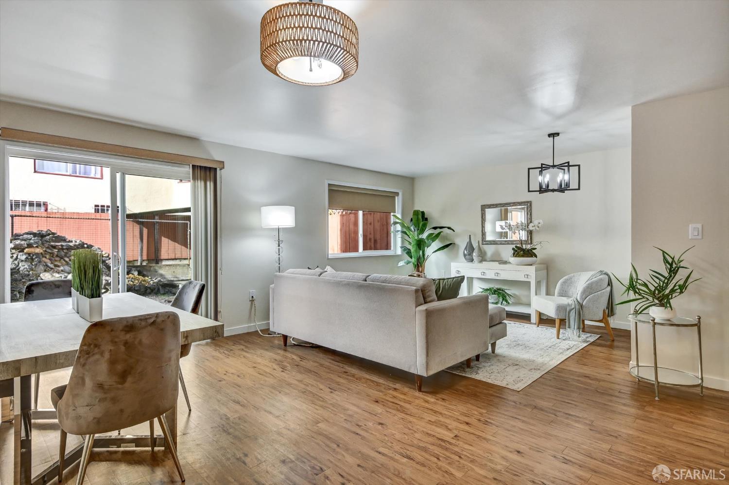 Detail Gallery Image 24 of 42 For 206 Somerset St, San Francisco,  CA 94134 - 3 Beds | 3 Baths