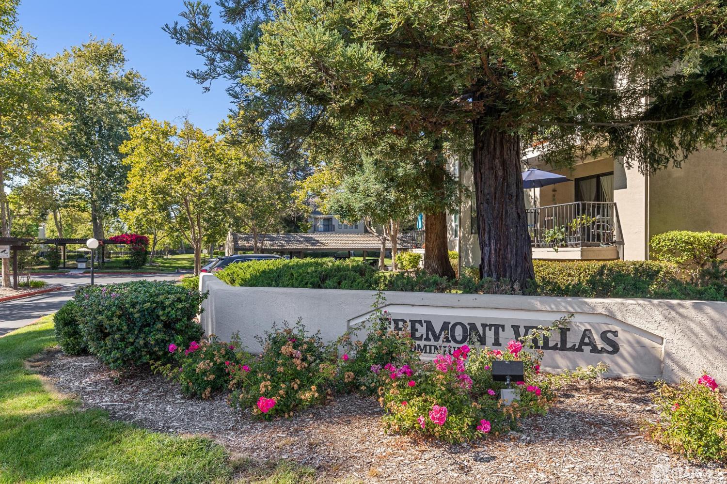 Detail Gallery Image 2 of 40 For 1910 Barrymore Cmn #C,  Fremont,  CA 94538 - 2 Beds | 1 Baths