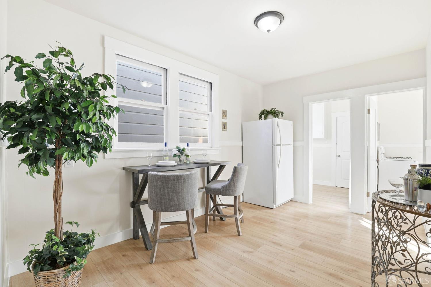 Detail Gallery Image 11 of 30 For 112 Russia Ave, San Francisco,  CA 94112 - 2 Beds | 1 Baths