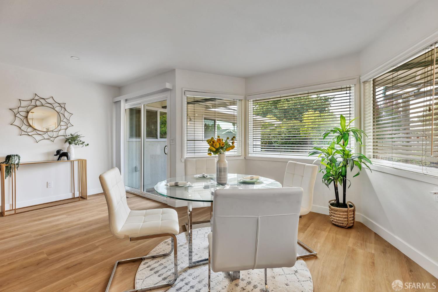 Detail Gallery Image 13 of 37 For 1467 Hudson Way, Livermore,  CA 94550 - 4 Beds | 2 Baths