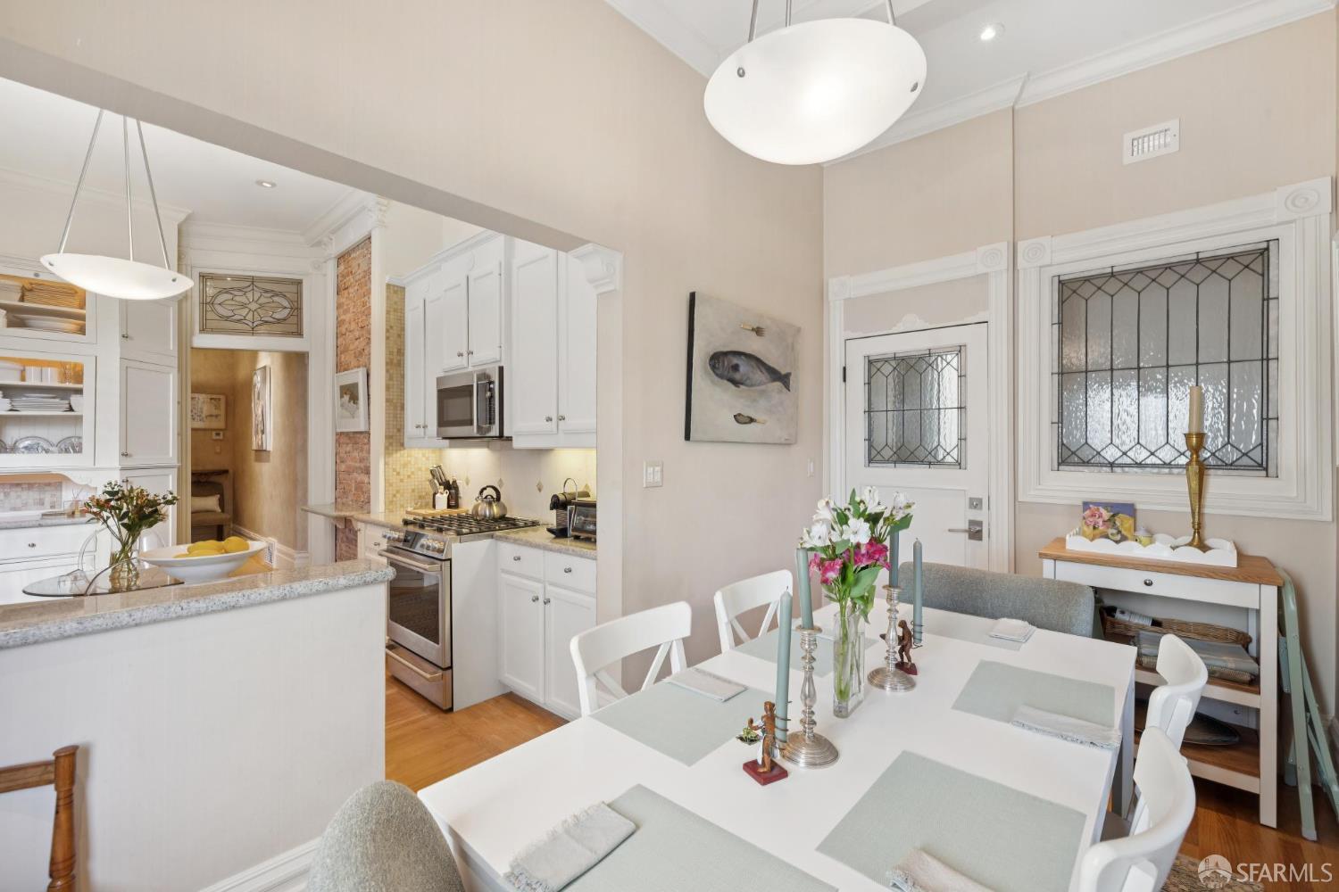 Detail Gallery Image 16 of 25 For 571 Buena Vista Ave, San Francisco,  CA 94117 - 2 Beds | 1/1 Baths