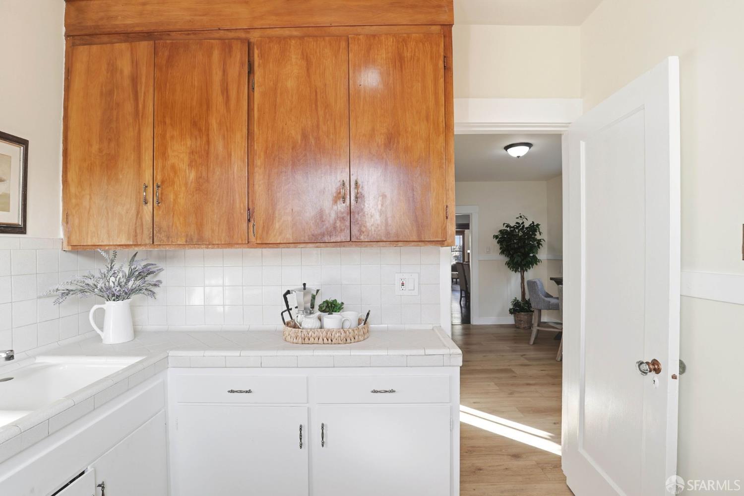 Detail Gallery Image 16 of 30 For 112 Russia Ave, San Francisco,  CA 94112 - 2 Beds | 1 Baths