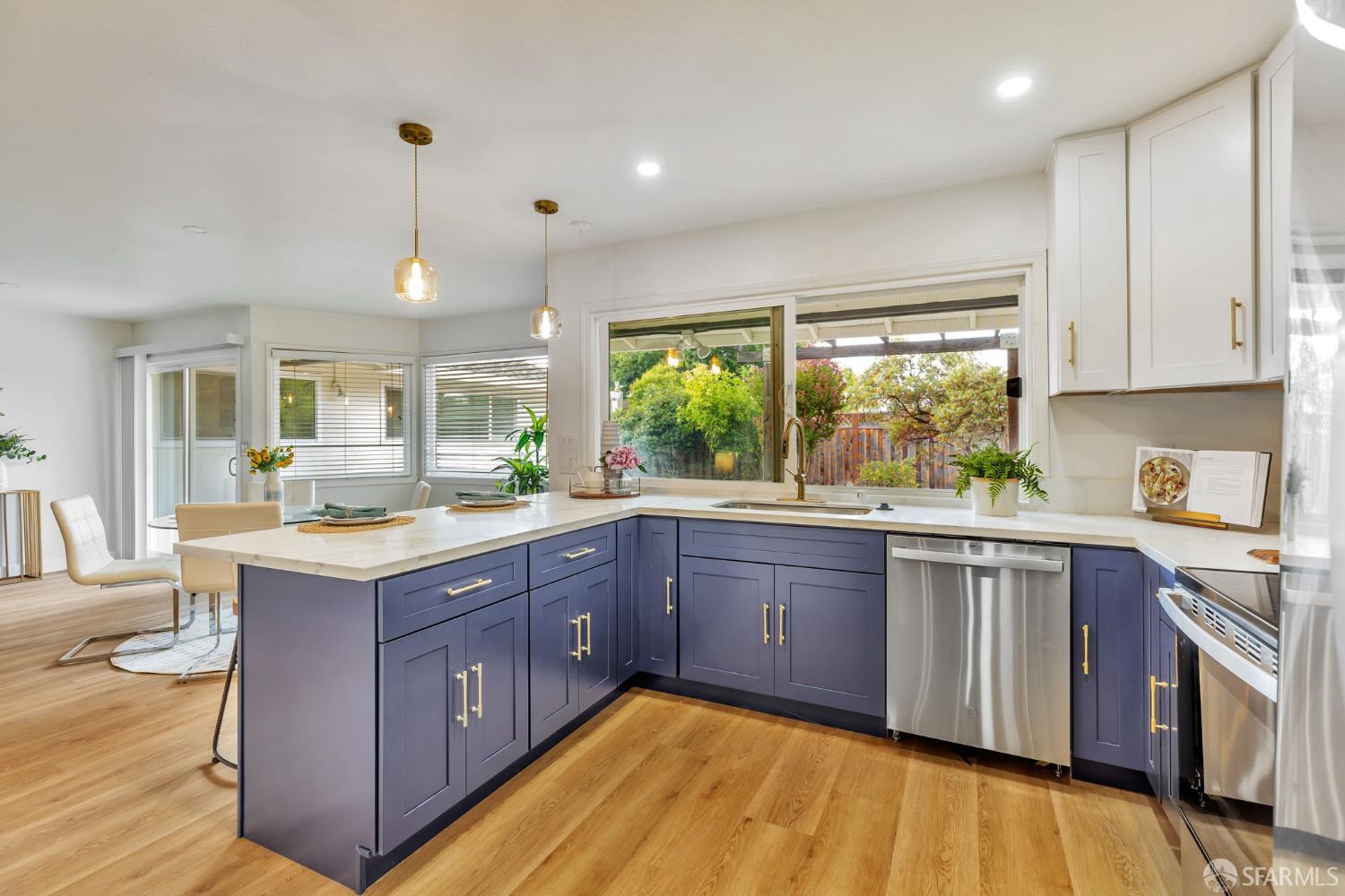 Detail Gallery Image 12 of 37 For 1467 Hudson Way, Livermore,  CA 94550 - 4 Beds | 2 Baths