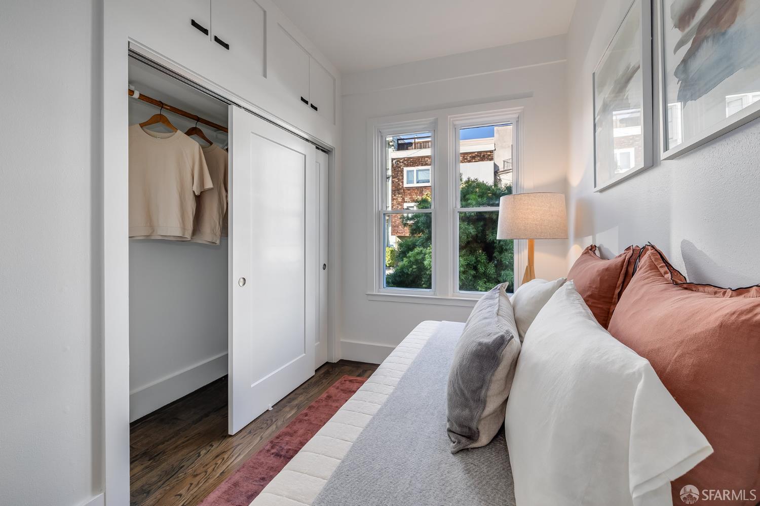 Detail Gallery Image 13 of 28 For 2757 Greenwich St, San Francisco,  CA 94123 - 2 Beds | 1 Baths