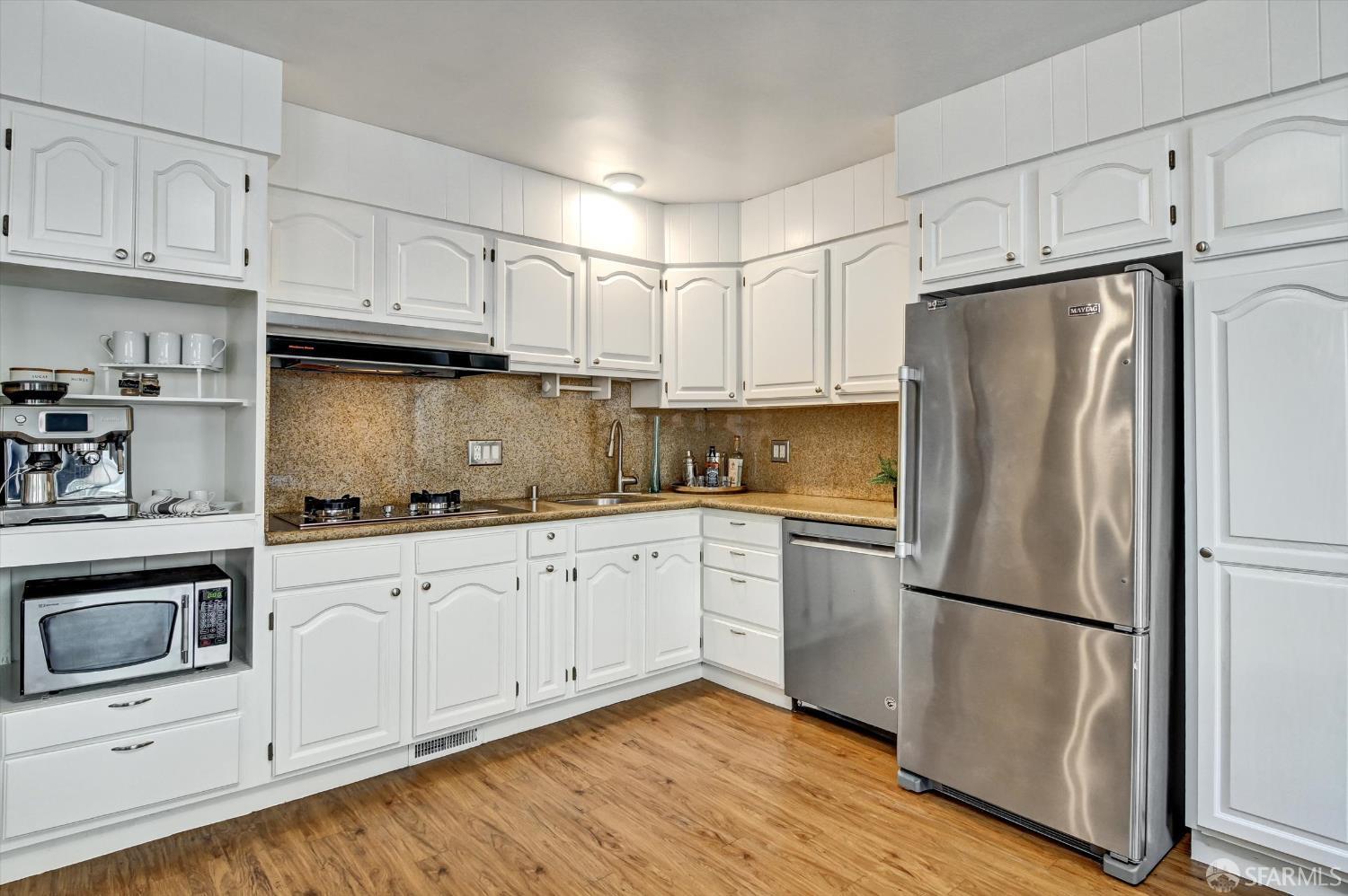 Detail Gallery Image 30 of 42 For 206 Somerset St, San Francisco,  CA 94134 - 3 Beds | 3 Baths