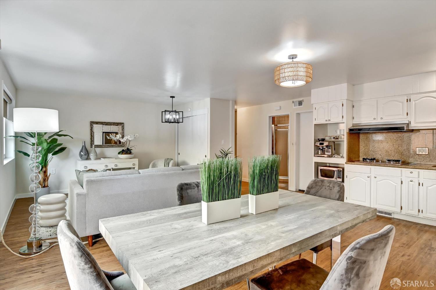 Detail Gallery Image 26 of 42 For 206 Somerset St, San Francisco,  CA 94134 - 3 Beds | 3 Baths