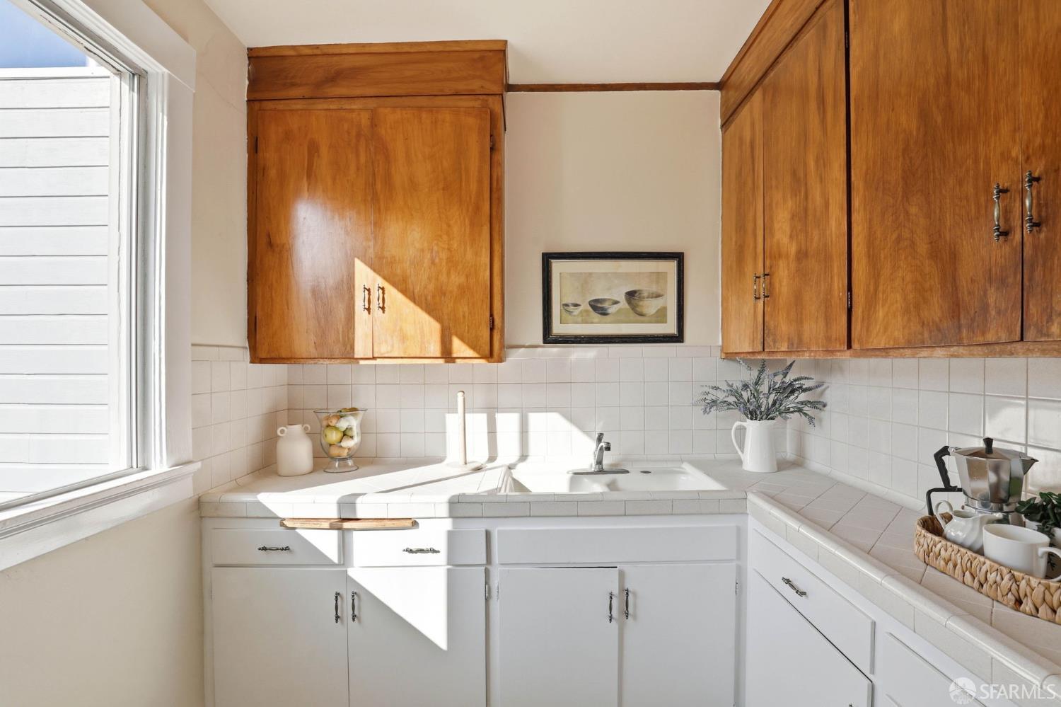 Detail Gallery Image 15 of 30 For 112 Russia Ave, San Francisco,  CA 94112 - 2 Beds | 1 Baths