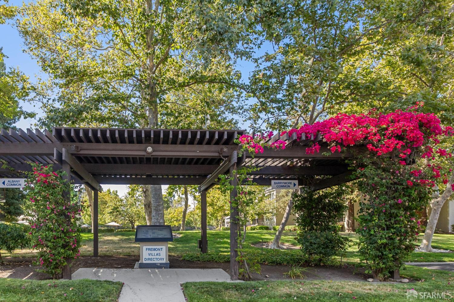 Detail Gallery Image 3 of 40 For 1910 Barrymore Cmn #C,  Fremont,  CA 94538 - 2 Beds | 1 Baths