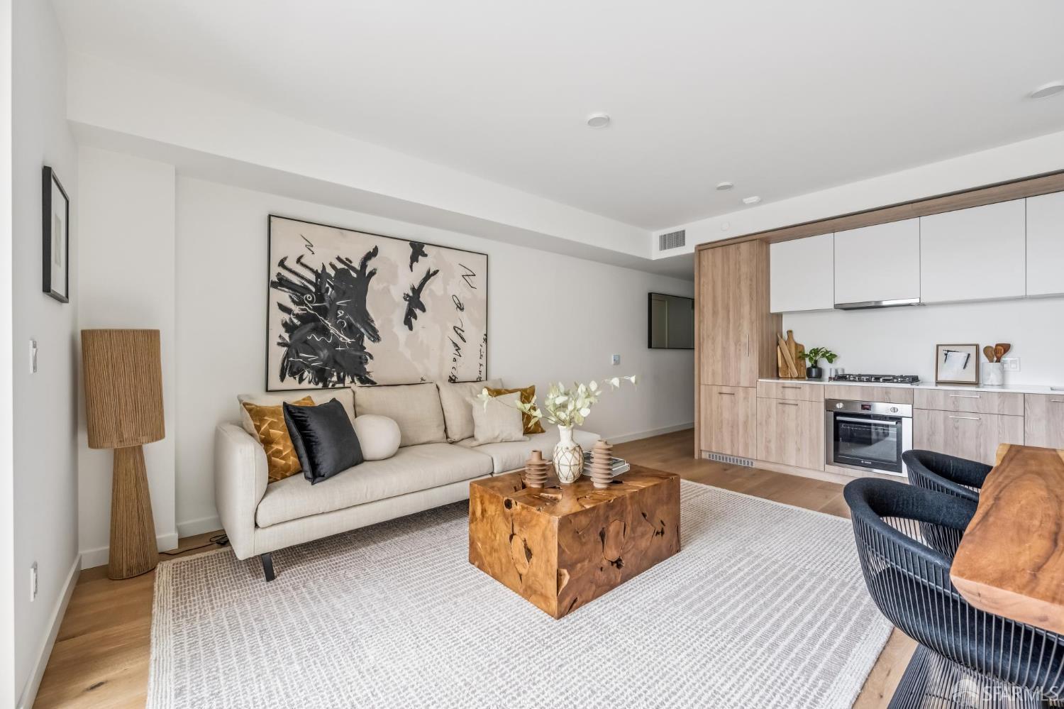 Photo #6: 425084666 Listing: Photo #6