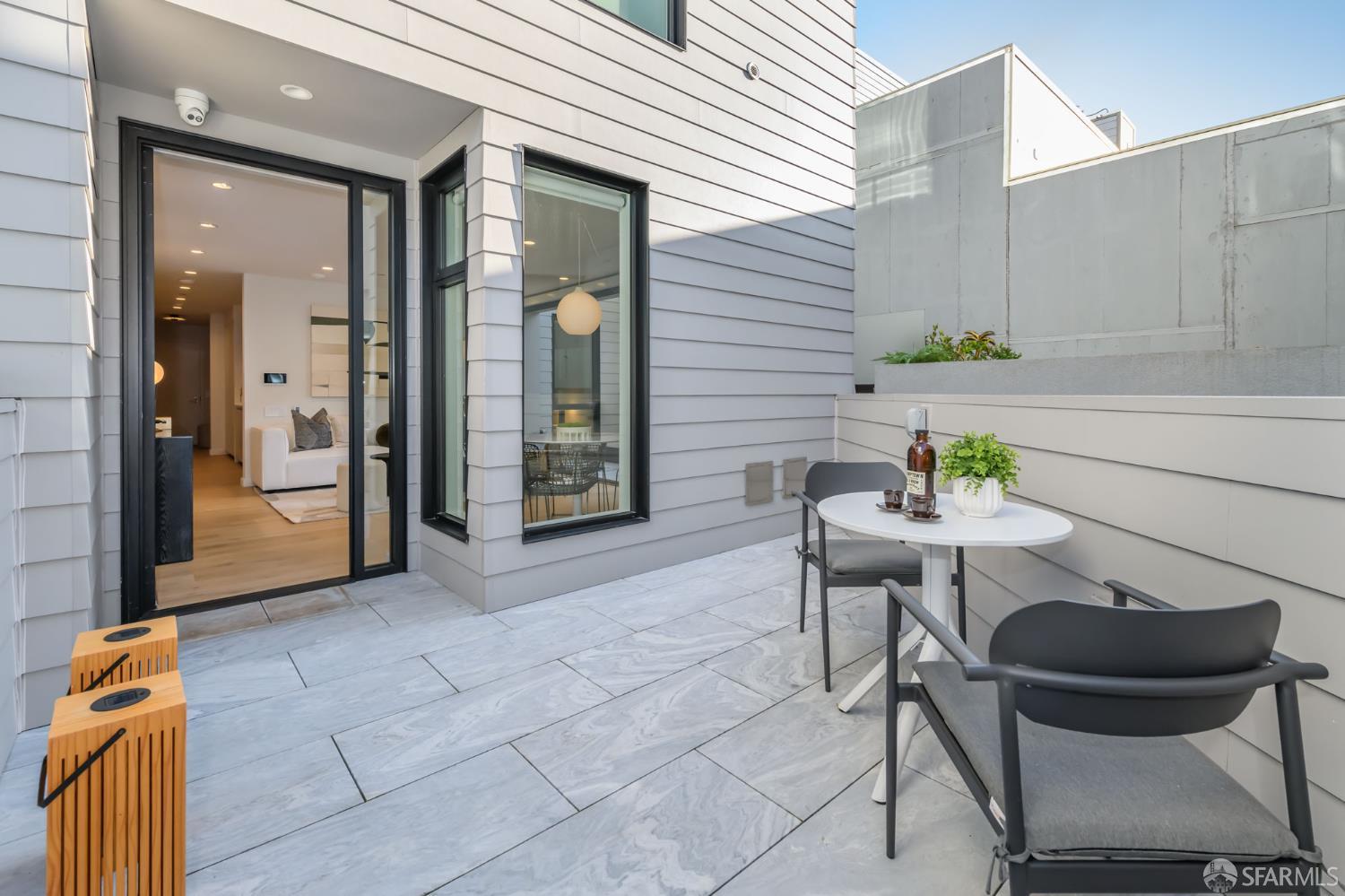 Detail Gallery Image 11 of 15 For 3310 Mission St #2,  San Francisco,  CA 94110 - 2 Beds | 1 Baths