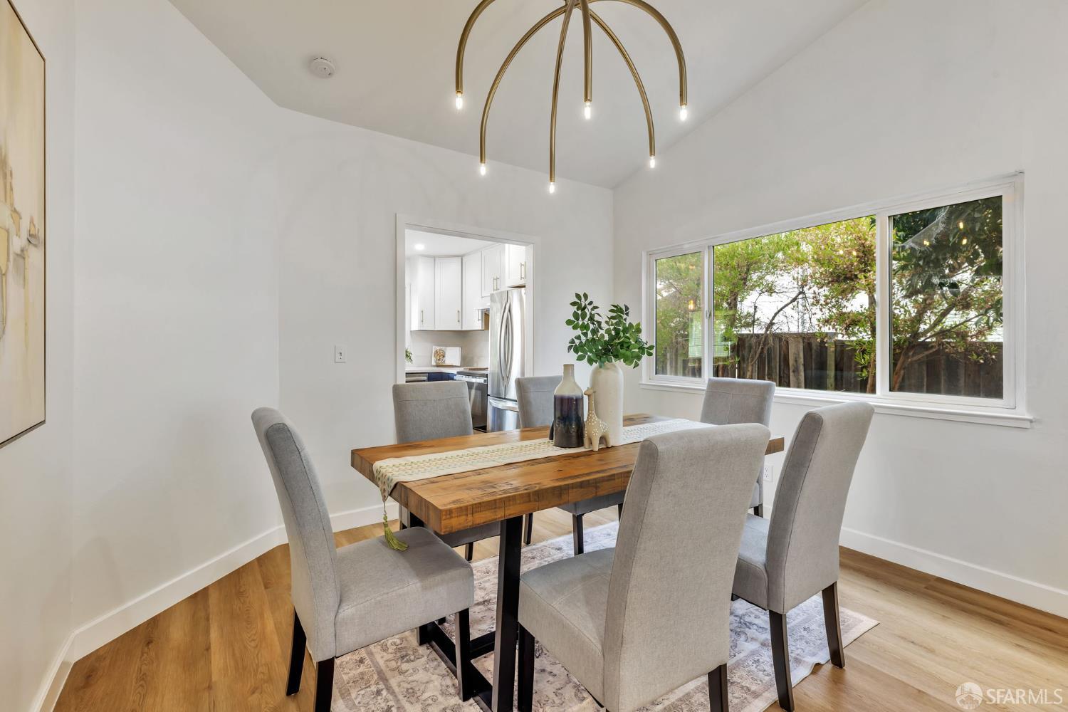 Detail Gallery Image 15 of 37 For 1467 Hudson Way, Livermore,  CA 94550 - 4 Beds | 2 Baths