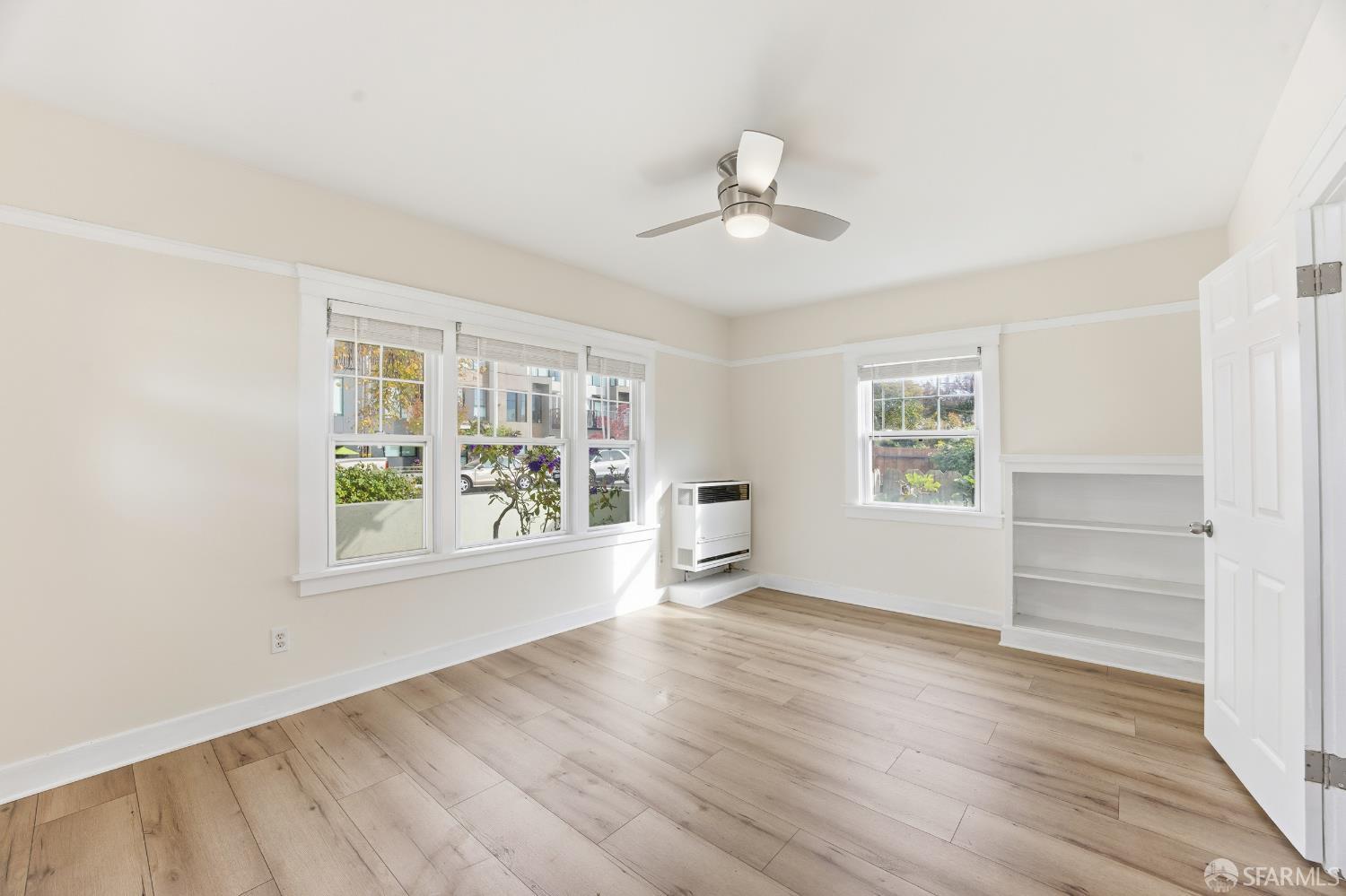 Detail Gallery Image 4 of 20 For 1504 10th St, Berkeley,  CA 94710 - – Beds | – Baths