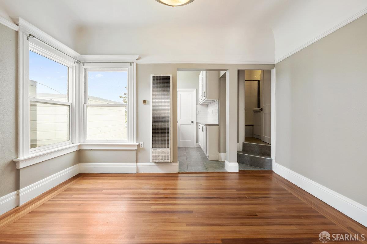 Detail Gallery Image 4 of 17 For 376 Frederick St 370a,  San Francisco,  CA 94117 - 2 Beds | 1 Baths