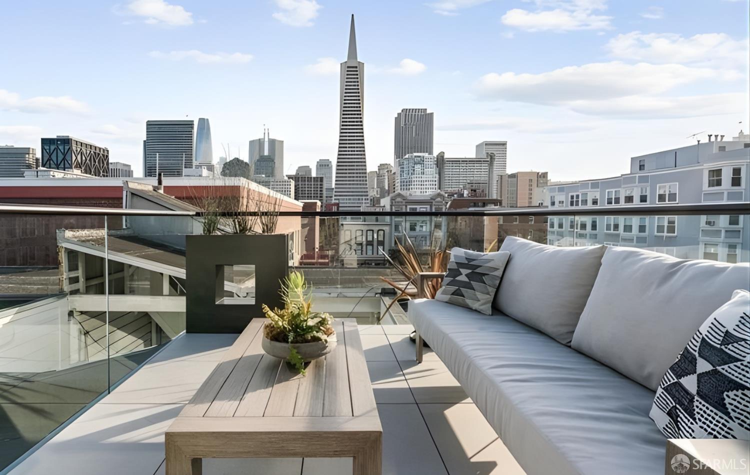 Detail Gallery Image 2 of 57 For 31 Prescott Ct, San Francisco,  CA 94133 - – Beds | – Baths