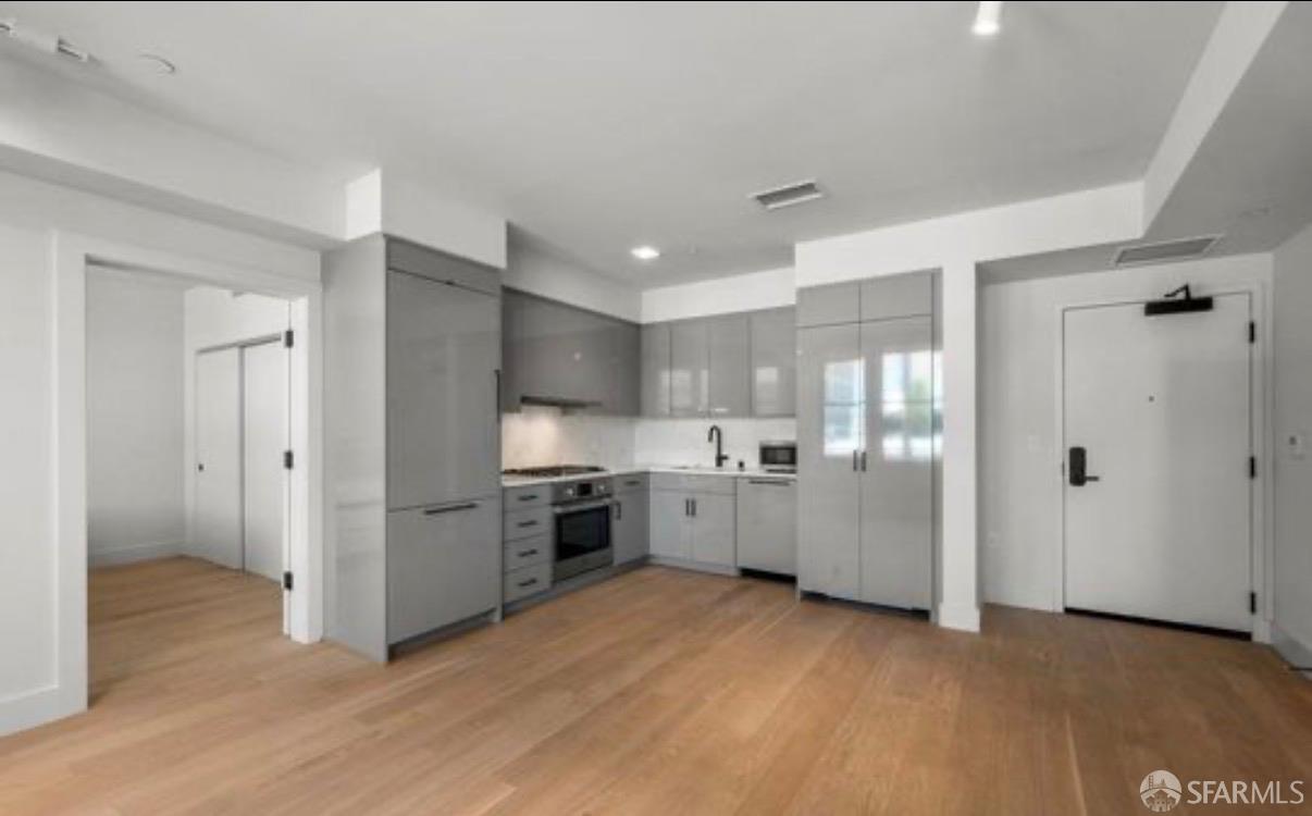 Detail Gallery Image 5 of 16 For 901 Tennessee St #208,  San Francisco,  CA 94107 - 2 Beds | 2 Baths