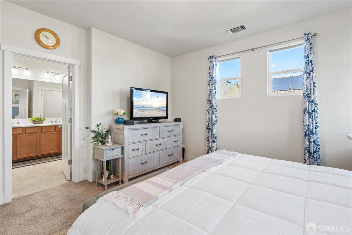 Detail Gallery Image 33 of 73 For 19102 Fallingwater Ln, –,  CA 93933 - 3 Beds | 2/1 Baths