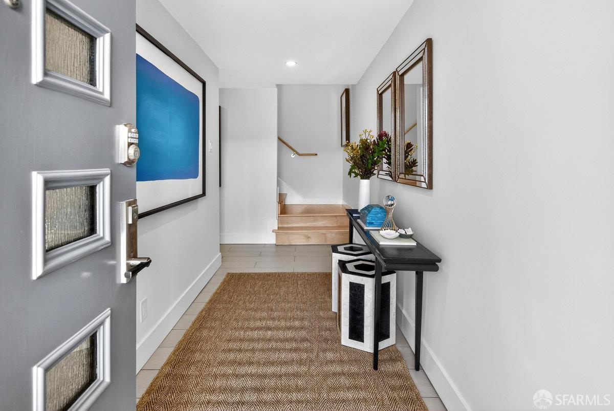 Detail Gallery Image 4 of 41 For 54 Marston Ave, San Francisco,  CA 94112 - 5 Beds | 5 Baths