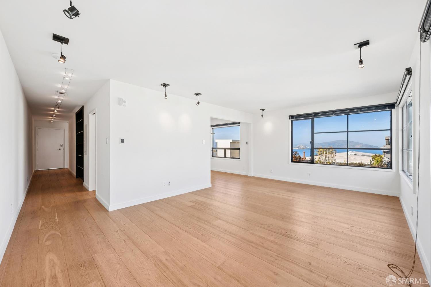 Detail Gallery Image 28 of 52 For 1831 Grant Ave #301,  San Francisco,  CA 94133 - 1 Beds | 1 Baths