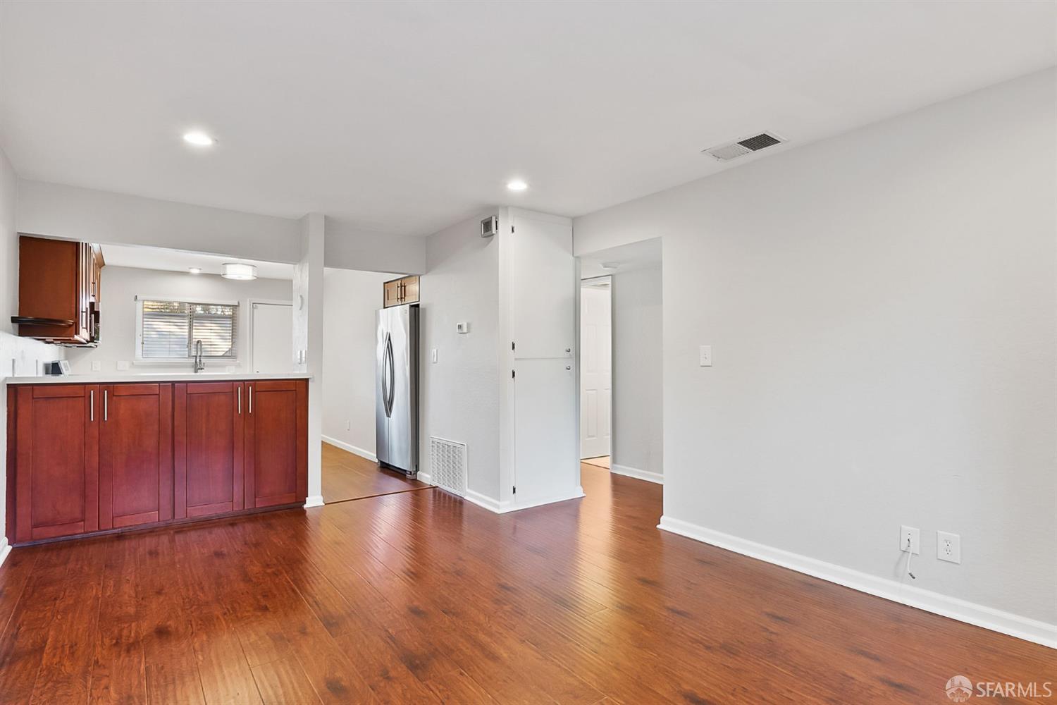 Detail Gallery Image 7 of 26 For 35 Monte Cresta Ave, Pleasant Hill,  CA 94523 - 2 Beds | 1 Baths