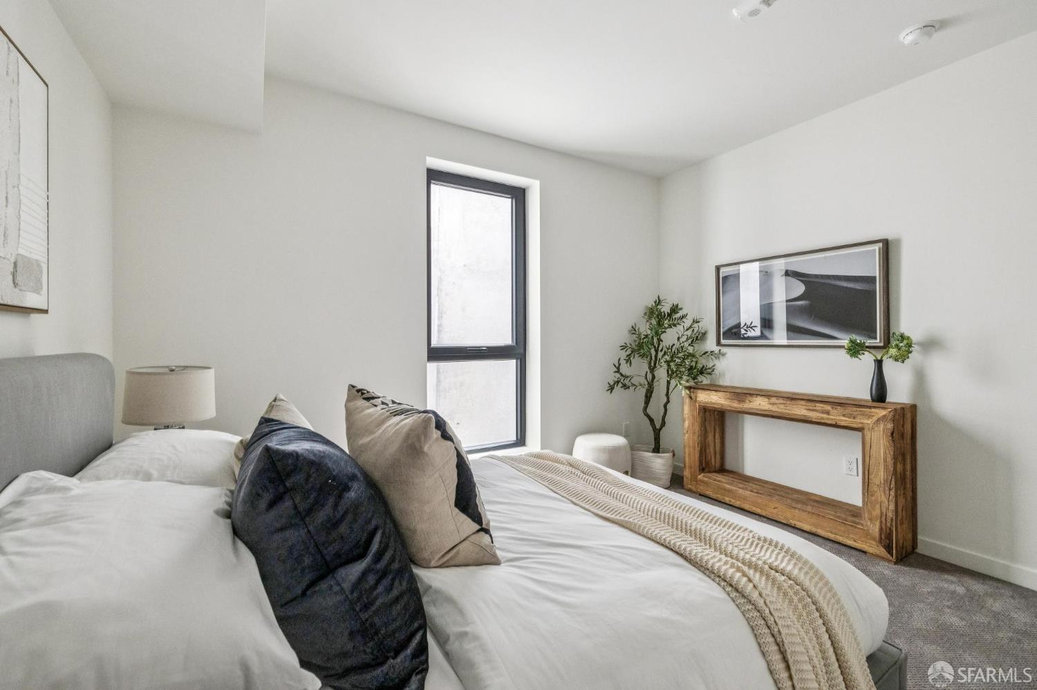 Detail Gallery Image 17 of 27 For 915 North Point St #R4,  San Francisco,  CA 94109 - 2 Beds | 2 Baths