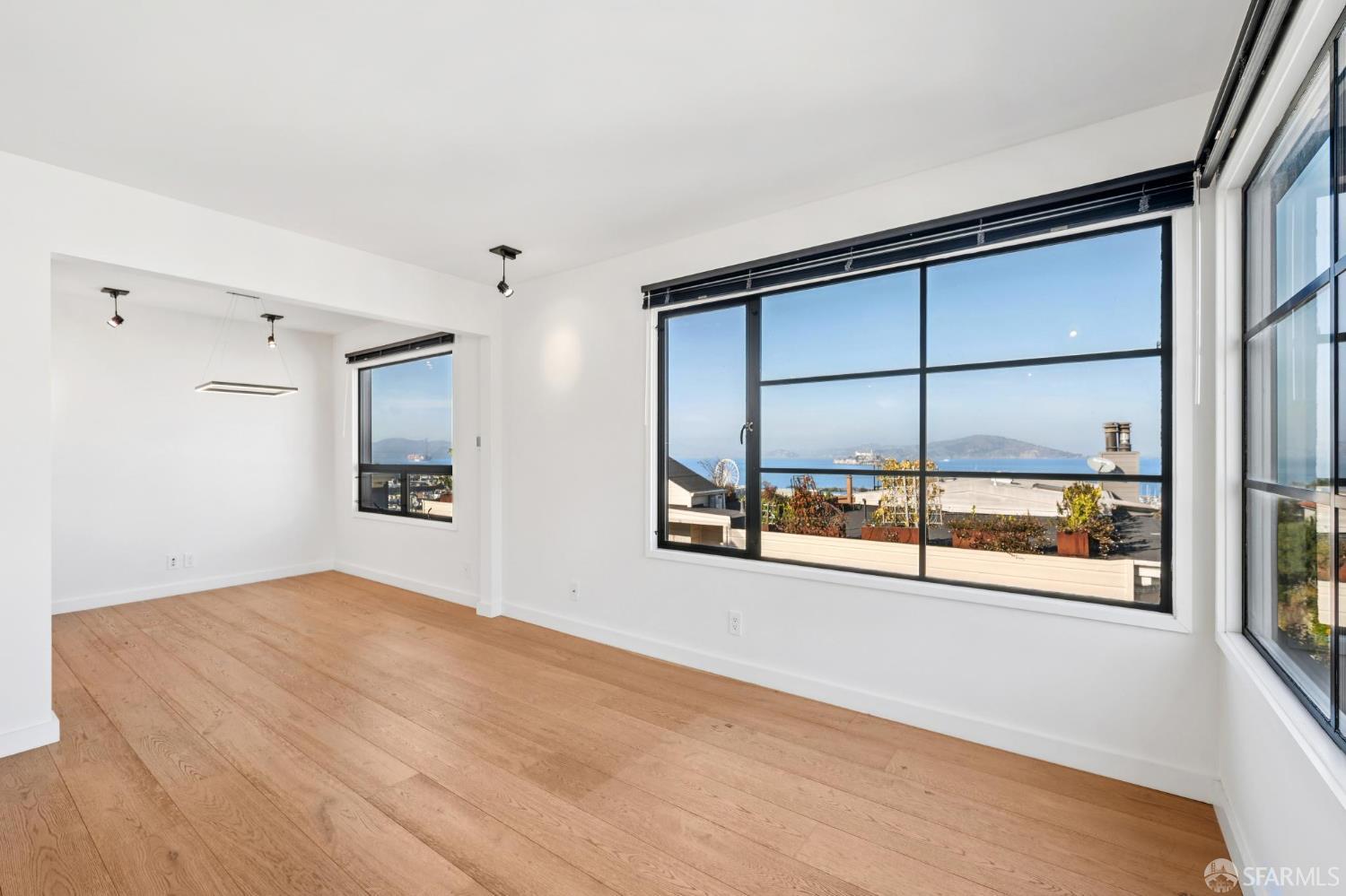 Detail Gallery Image 27 of 52 For 1831 Grant Ave #301,  San Francisco,  CA 94133 - 1 Beds | 1 Baths