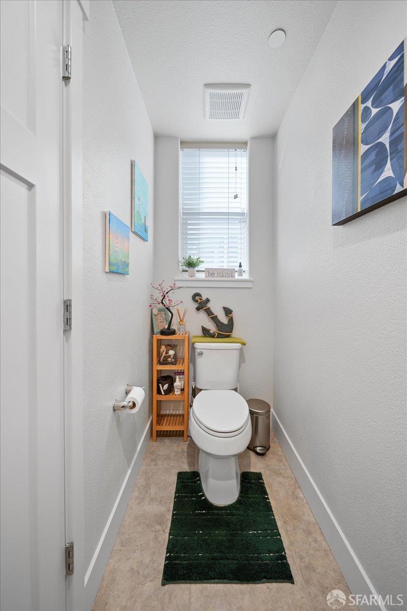 Detail Gallery Image 24 of 73 For 19102 Fallingwater Ln, –,  CA 93933 - 3 Beds | 2/1 Baths