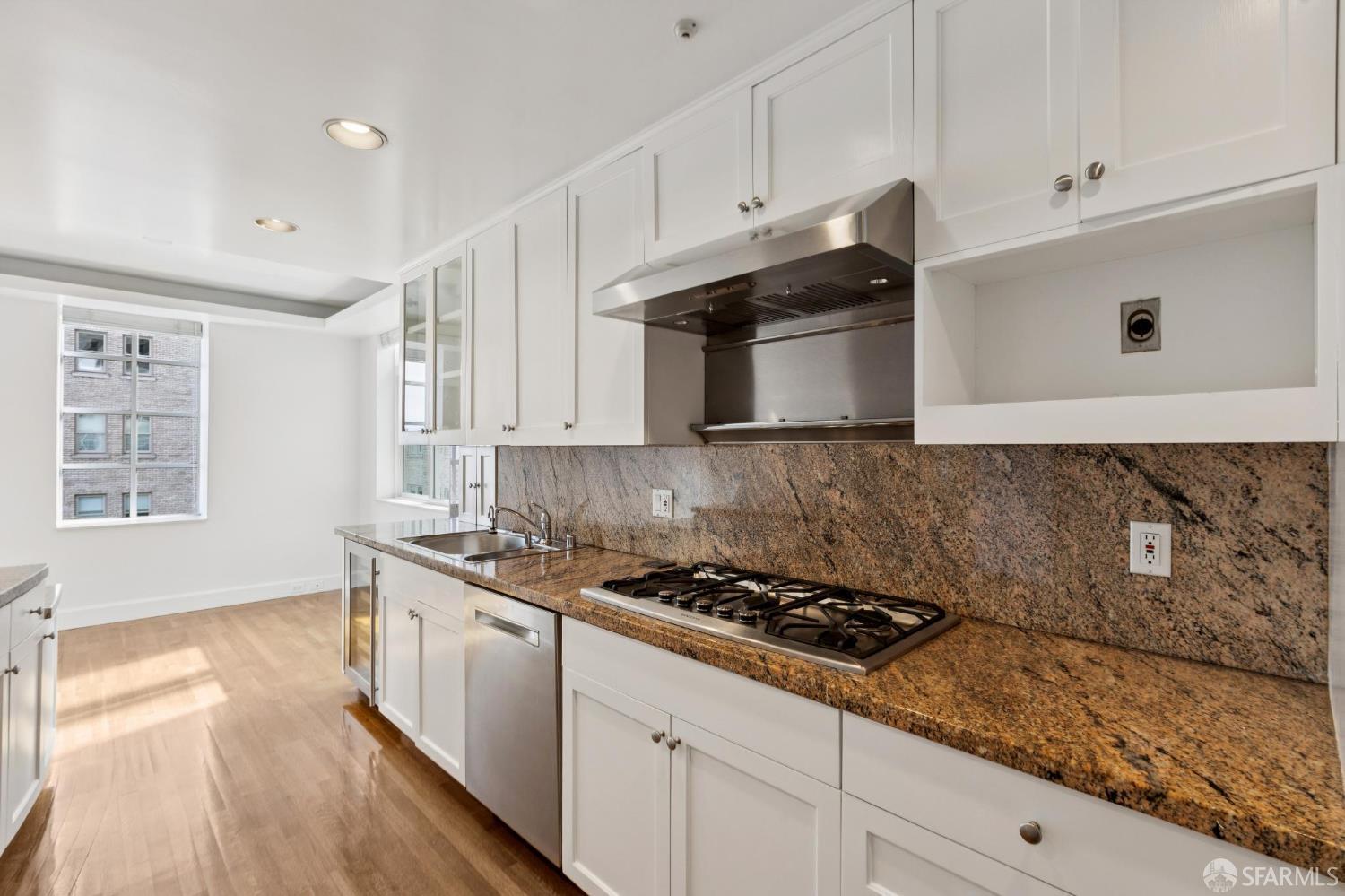 Detail Gallery Image 11 of 16 For 1150 Sacramento St #604,  San Francisco,  CA 94108 - 2 Beds | 2 Baths