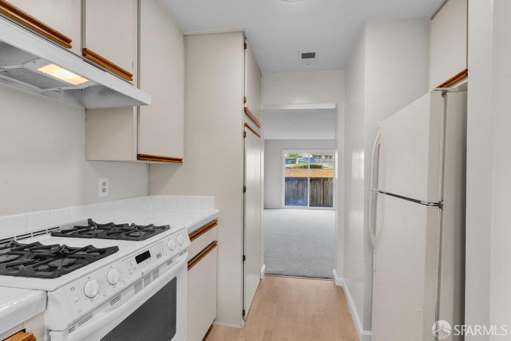 Detail Gallery Image 21 of 49 For 2626 Meath Dr, South San Francisco,  CA 94080 - 2 Beds | 1/1 Baths