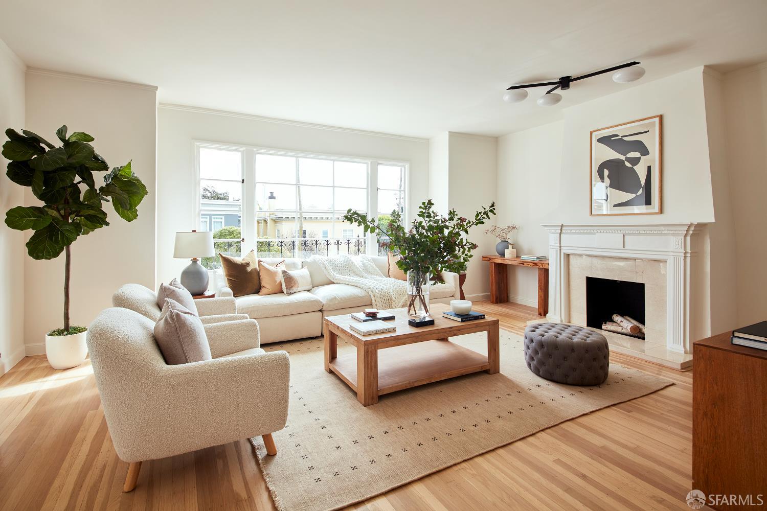 Detail Gallery Image 3 of 24 For 93 Palm Ave, San Francisco,  CA 94118 - 3 Beds | 1 Baths