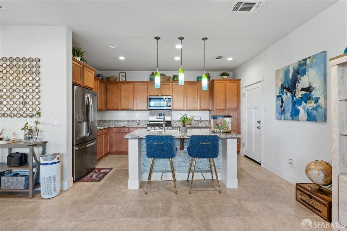 Detail Gallery Image 18 of 73 For 19102 Fallingwater Ln, –,  CA 93933 - 3 Beds | 2/1 Baths