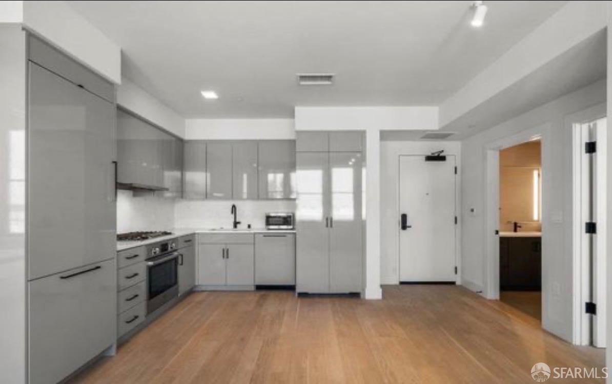 Detail Gallery Image 6 of 16 For 901 Tennessee St #208,  San Francisco,  CA 94107 - 2 Beds | 2 Baths