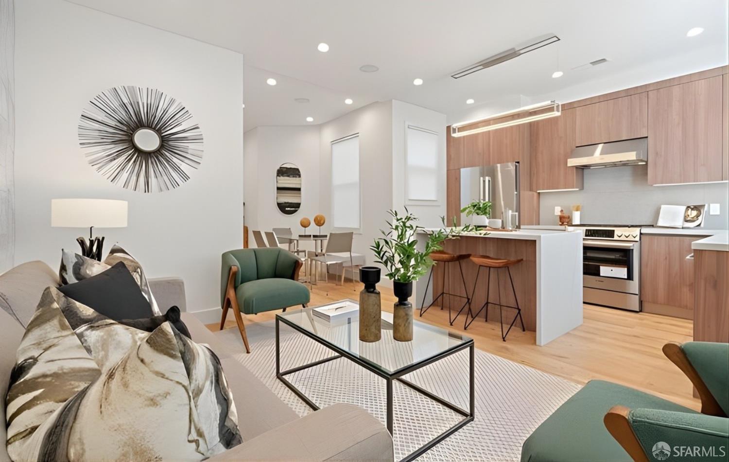 Detail Gallery Image 10 of 57 For 31 Prescott Ct, San Francisco,  CA 94133 - – Beds | – Baths